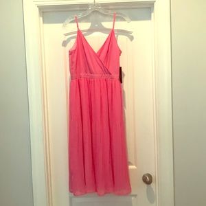 Pink Pleated Lulu’s Dress, Size M (NWT)